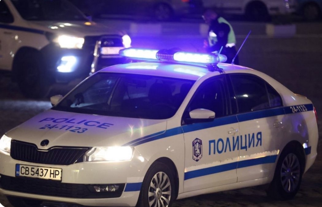 Кражби една след друга в Стара Загора и Ягода: 400 евро, техника и инструменти изчезнаха, крадец посегна и на „Порше“
