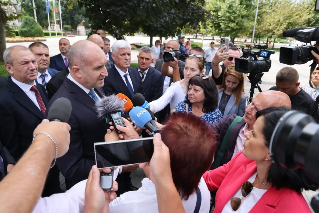 Радев от Плевен: Опозицията да си прочете програмите, вместо да атакува правителството