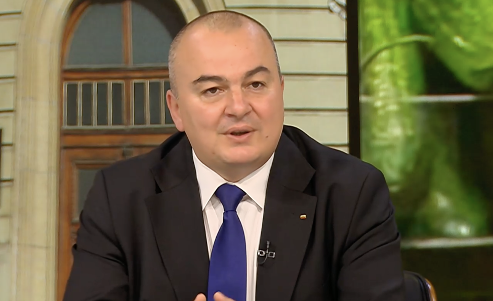 (ВИДЕО) Министър Абровски: Близо 45 млн. евро извънредна помощ отиват за плодовете, зеленчуците и животновъдството