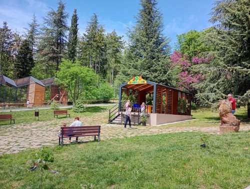 Зоопарк Стара Загора отваря базар за &bdquo;Сигурен дом&ldquo;: даренията от 10 до 12 април отиват за бездомни животни