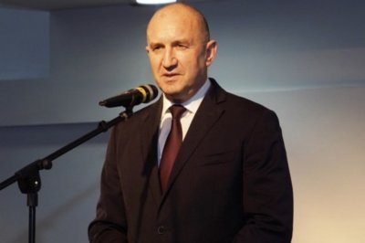 Румен Радев от Добрич: Олигархията мачка малкия бизнес и тласка хората към бедност (ВИДЕО)