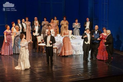 &bdquo;Травиата&ldquo; се връща в Стара Загора с американски диригент и две различни Виолети