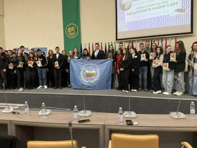 Млади делегати към ООН в Стара Загора: Образованието и кариерата стават кауза за 2025&ndash;2026