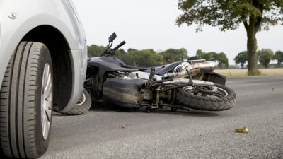 Двама мъже пострадаха при катастрофа на околовръстния път на Стара Загора