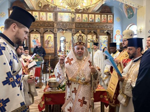 Осветиха новия храм &bdquo;Св. мчк. Трифон&ldquo; в село Малка Верея (СНИМКИ)