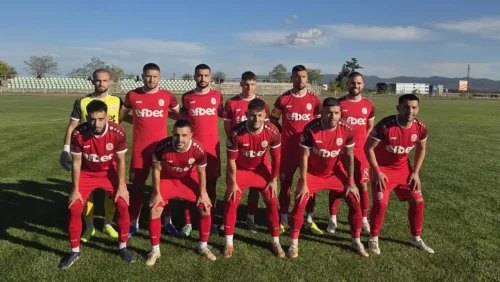 &bdquo;Розова долина&ldquo; спечели в Стара Загора и елиминира &bdquo;Локомотив&ldquo; за Купата