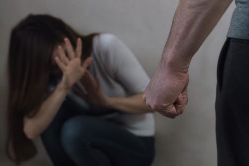 Полицията в Стара Загора задържа мъж за удари над жена