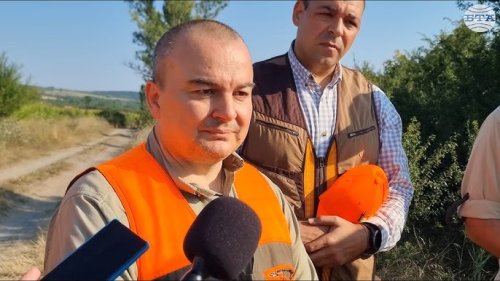 (ВИДЕО) Министър Абровски: Нито едно зърно слънчоглед от Украйна няма да влезе без проверка