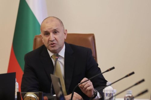 Милиарди спасени, таксите падат: Румен Радев обяви важни решения на правителството