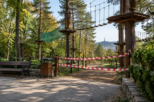 Въжената градина в Аязмото спира за два дни