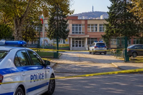 Стрелба в училище в Орегон уби 4 души, нападателят е застрелян