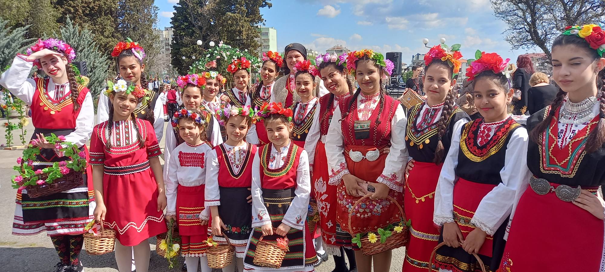 Цветница 2026 в Стара Загора: близо 700 деца и младежи събра „Изворът да не пресъхва“