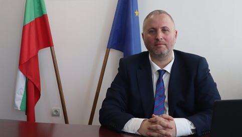 Областният управител на Стара Загора, Калоян Дамянов: Димовци е защитено, но пожарът остава сериозен