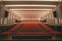 Стара Загора на 3 април: класика в галерията и филми за реките с вход свободен