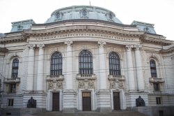 Незаконносъобразни временни декански назначения повдигат въпроса: Познават ли правото в СУ?
