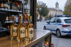 Полицията в Казанлък установи мъж за кражба на три бутилки ракия