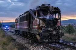 Късо съединение подпали дизелов локомотив край Михайлово
